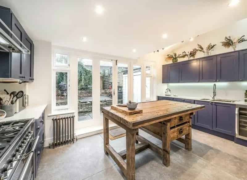 Three Double Bedroom House Shaftesbury Estate