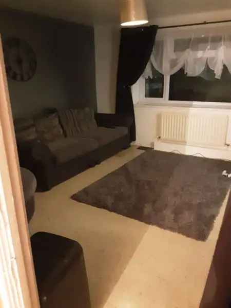 Flat For Rent in Thanet, England