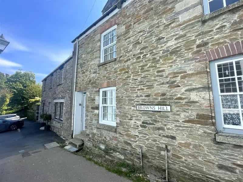 2 Bedroom Cottage for Sale