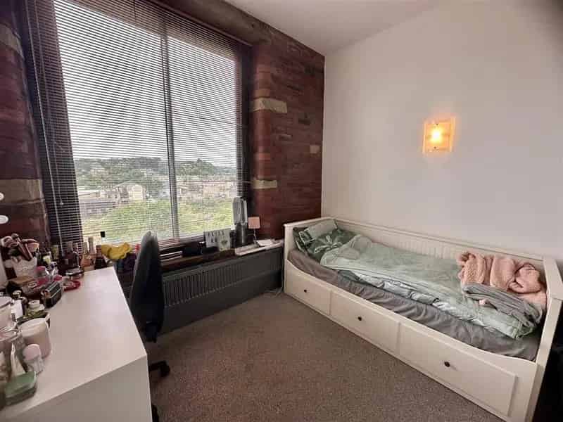 2 Bedroom Apartment to Rent Halifax Brighouse Calderdale