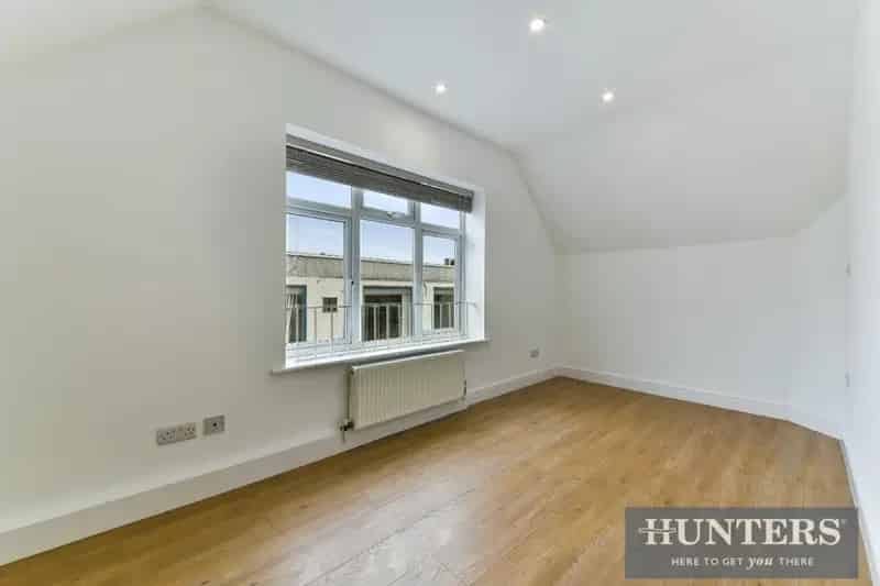 1 bedroom Flat
 To Let