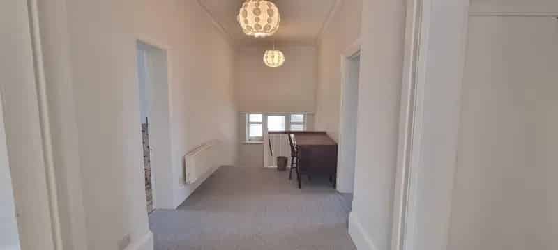 3 Bed Flat for Sale in Stunning Period Manor House