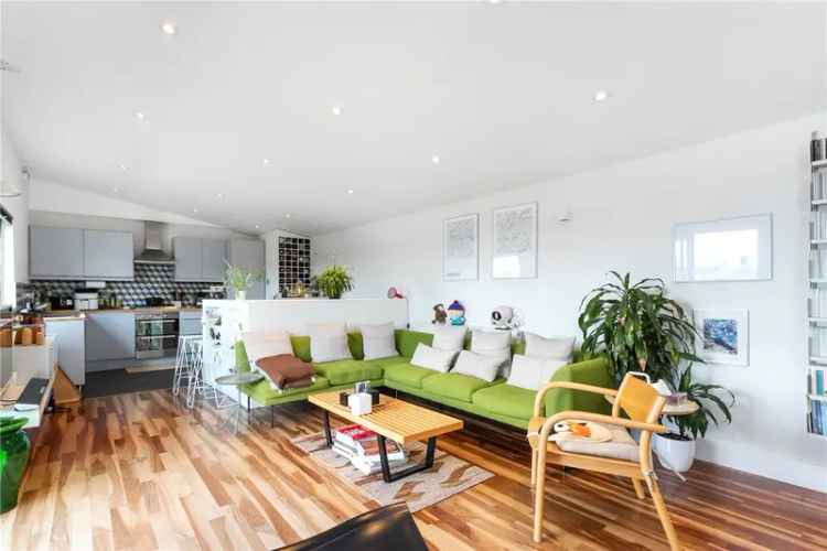 2 Bedroom Apartment Wapping Lane London - Private Parking