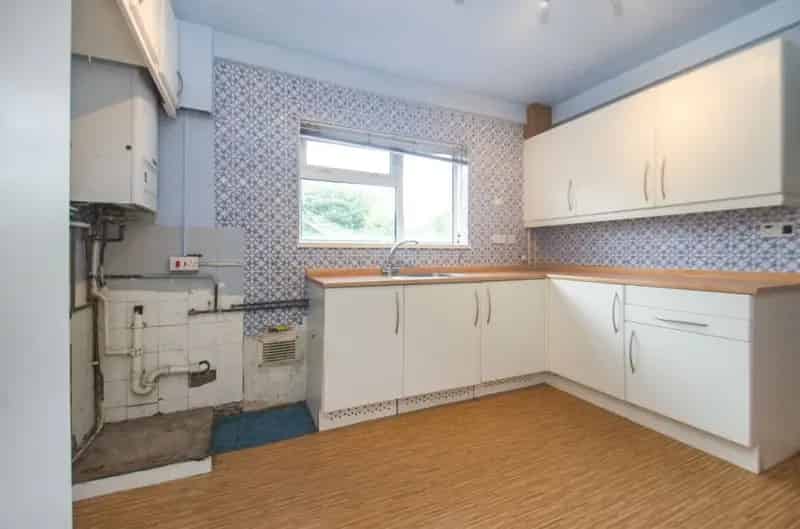 3 Bedroom Detached House For Auction