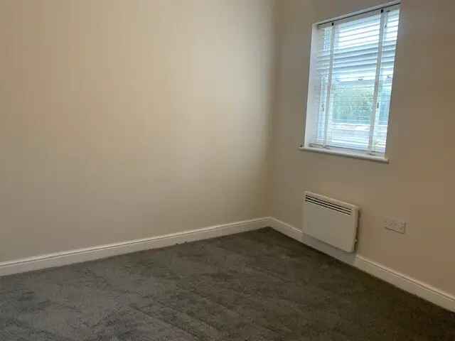 Stunning 2-Bed Apartment Available May Zero Deposit Available