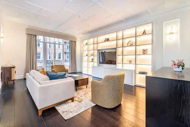 Luxury 5-Bedroom Apartment in Holland Park