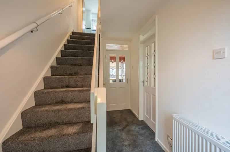Family Home Near Amenities Stirling 2 Beds