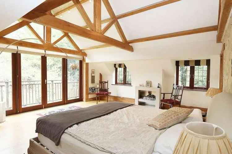 7 Bed Period Country House with Pool and 1.53 Acres