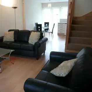 3 Bedroom House 78m² Manchester