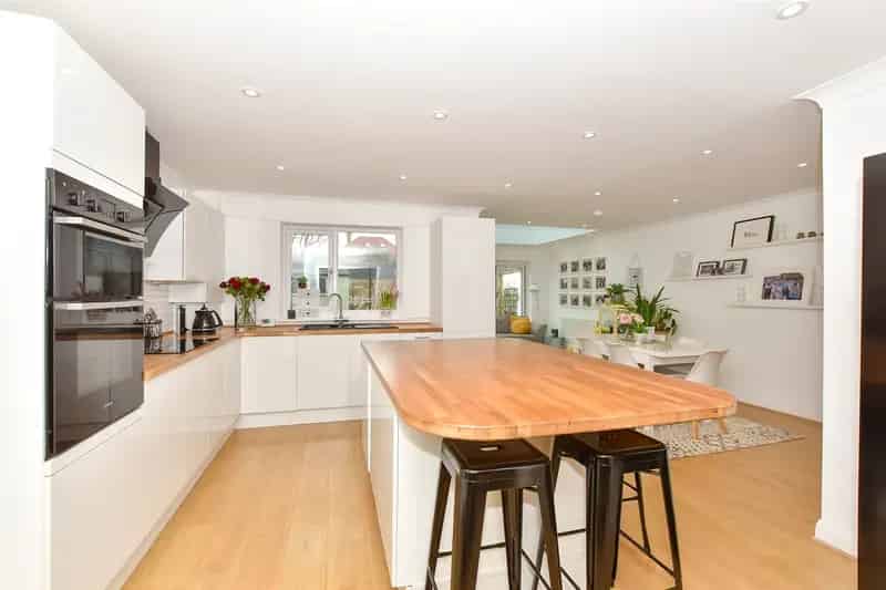 4 Bedroom Detached House for Sale Near Westgate Coast