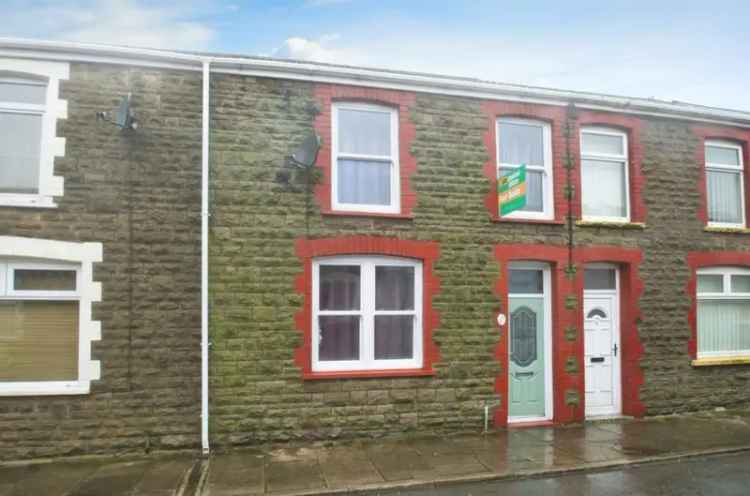 3 Bedroom Terraced House Awaiting Modernisation