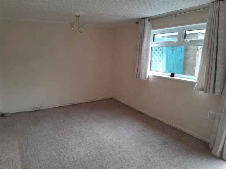 Mid Terrace House for Sale in Chelmsley Wood Birmingham