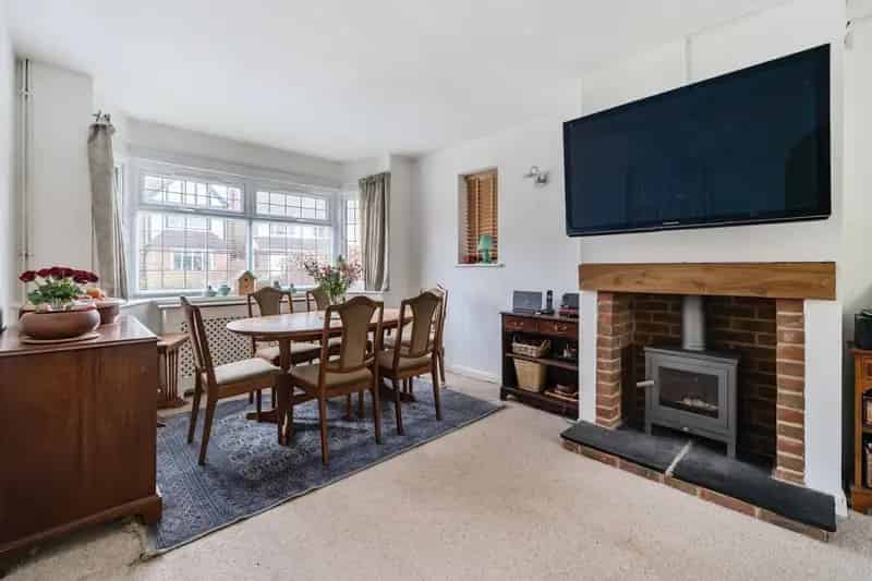 Three Double Bedroom Detached House For Sale