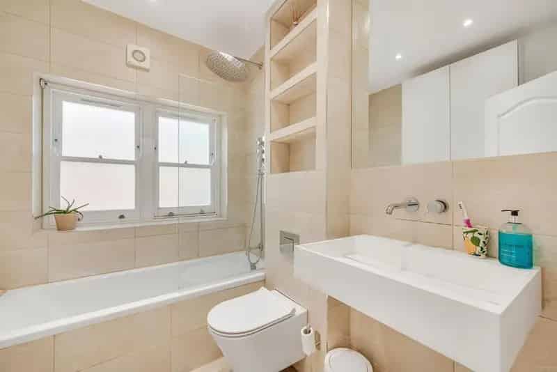 Two Double Bedroom Flat with Private Garden
