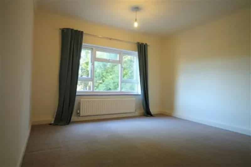 2 Bedroom Flat To Rent Available 20062025