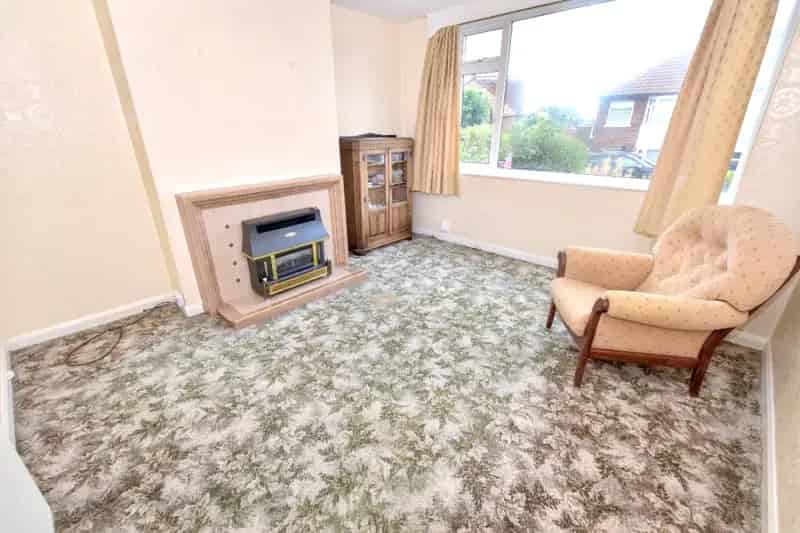 3 Bed Semi-Detached House For Sale