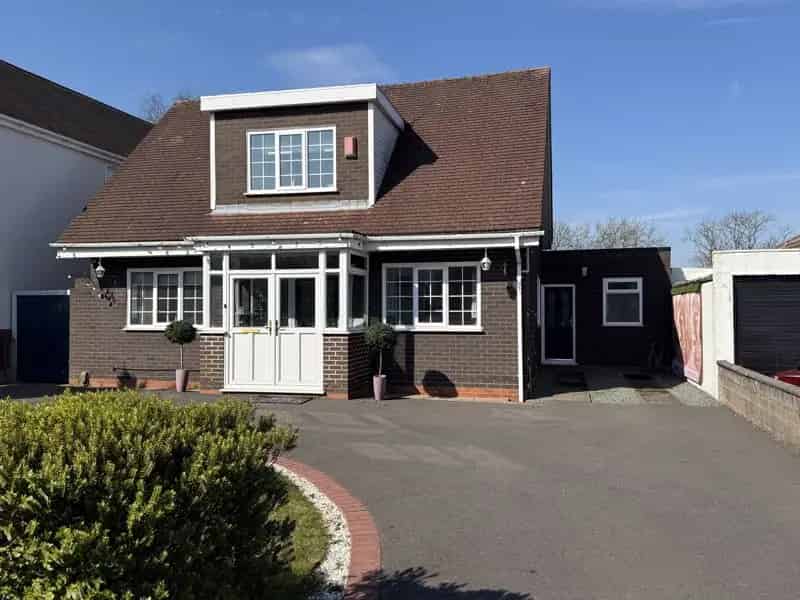 3 Bedroom Detached Bungalow House to Rent