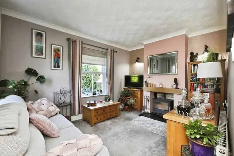 5 Bedroom Semi Detached House Dinnington South Yorkshire