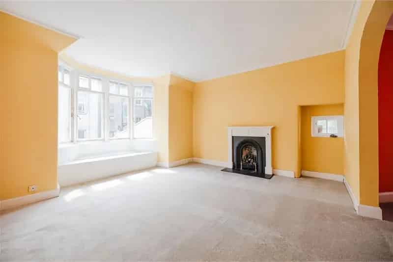 3 Bed Flat Maindoor Morningside 2 Reception Rooms Roof Terrace Parking