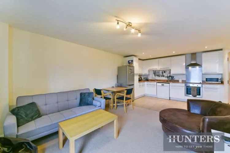 2 Bedroom Flat for Sale in Brentford Great West Quarter