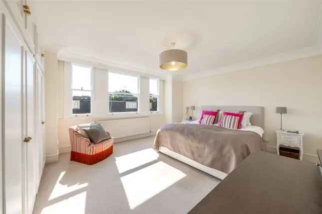 Flat for sale in Randolph Crescent, Maida Vale, London W9