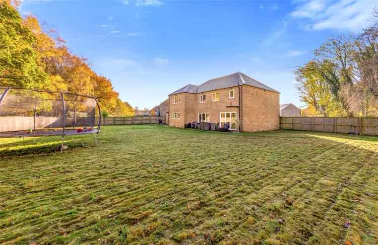 House For Sale in Wakefield, England