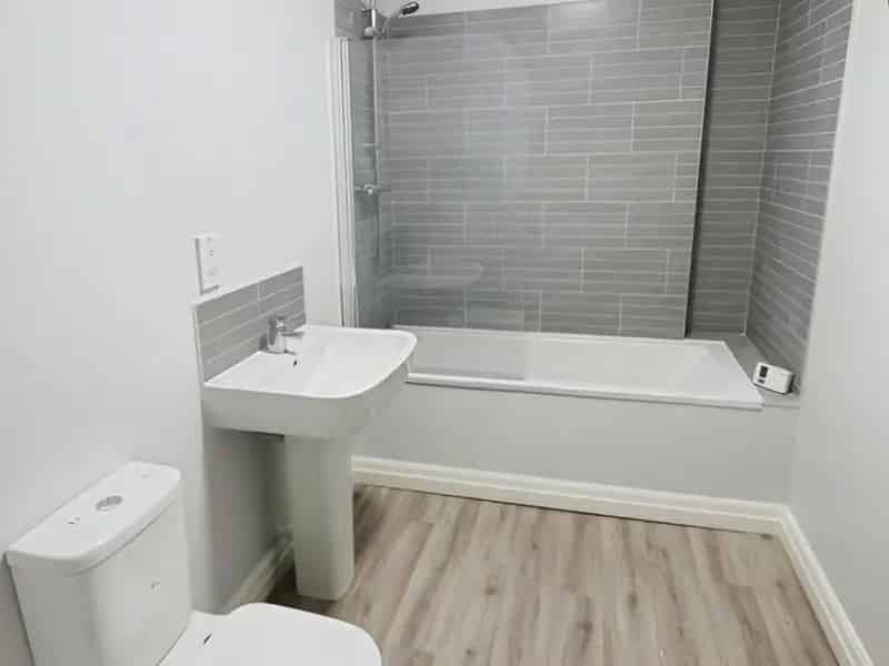 2 Bedroom Flat to Rent Sale Greater Manchester M33