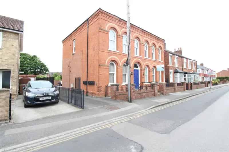 2 Bedroom Flat to Rent Cottingham
