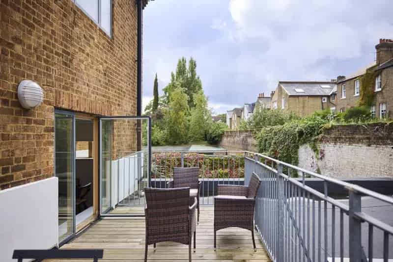 2 Bedroom Flat to Rent Short Let Putney