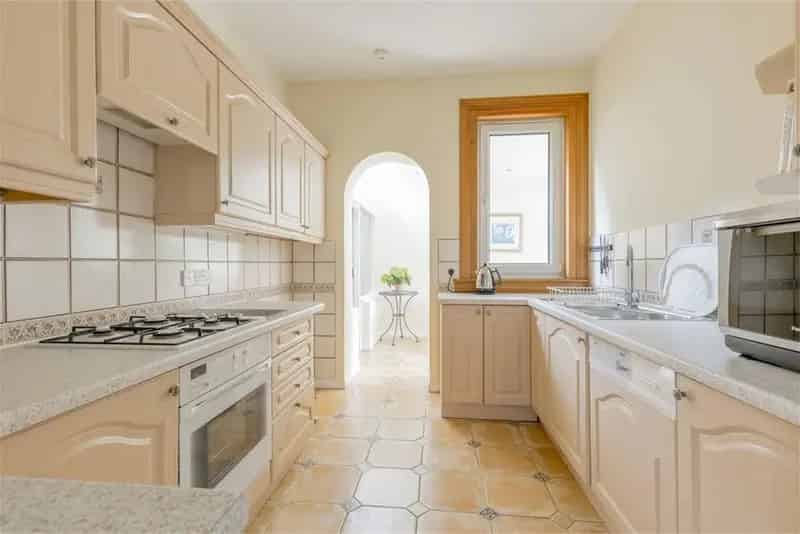 3 Bed Detached House Craigentinny 2 Reception Rooms Large Garden