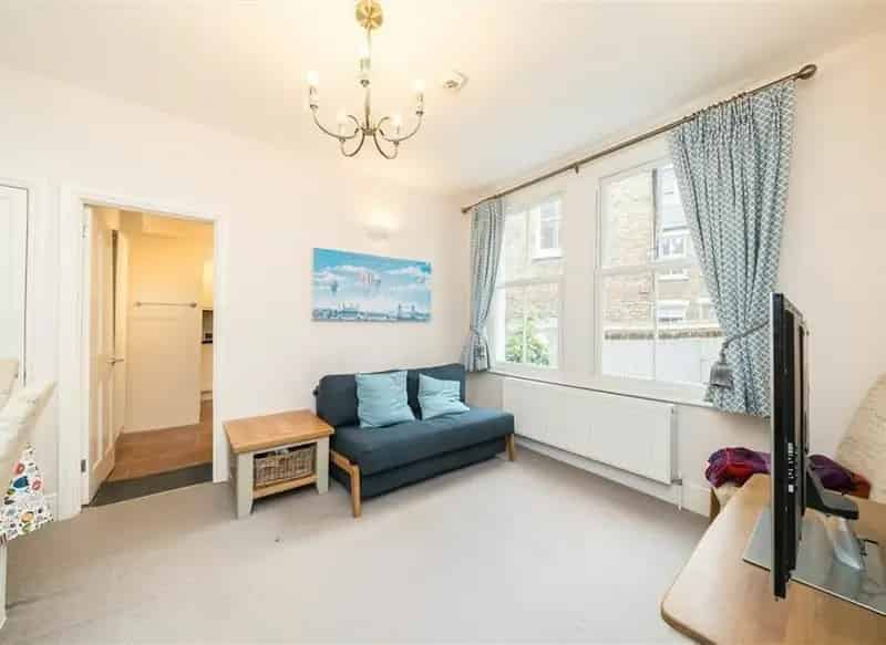Spacious 2/3 Bed Maisonette in Central Balham
