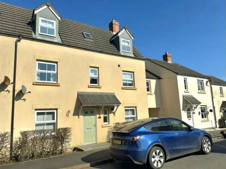 4 Bedroom Semi-Detached House For Sale