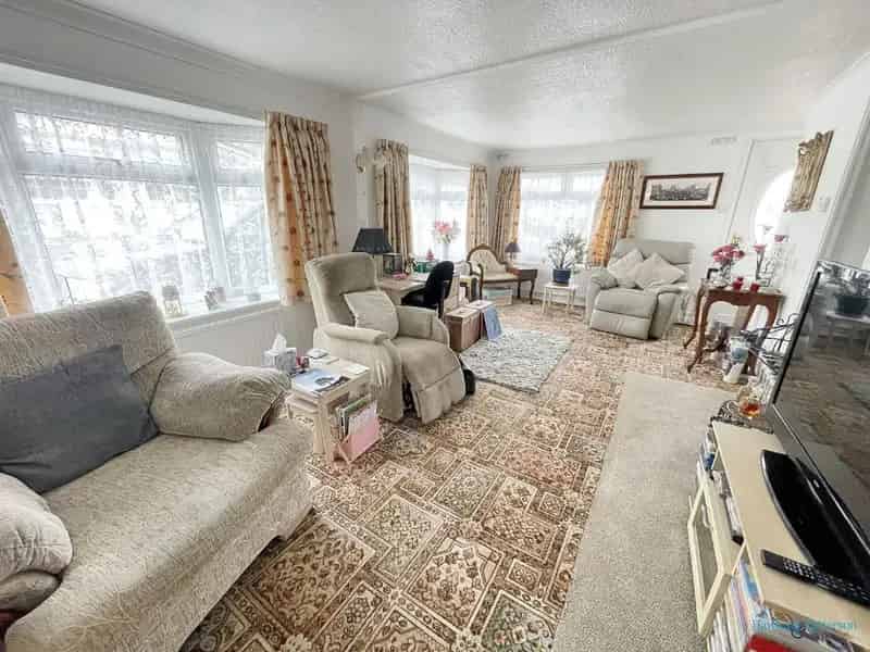 2 Bed Park Home for Sale near Henley-in-Arden