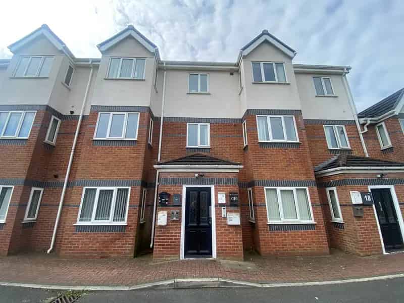 2 Bedroom Flat House to Rent in Wavertree