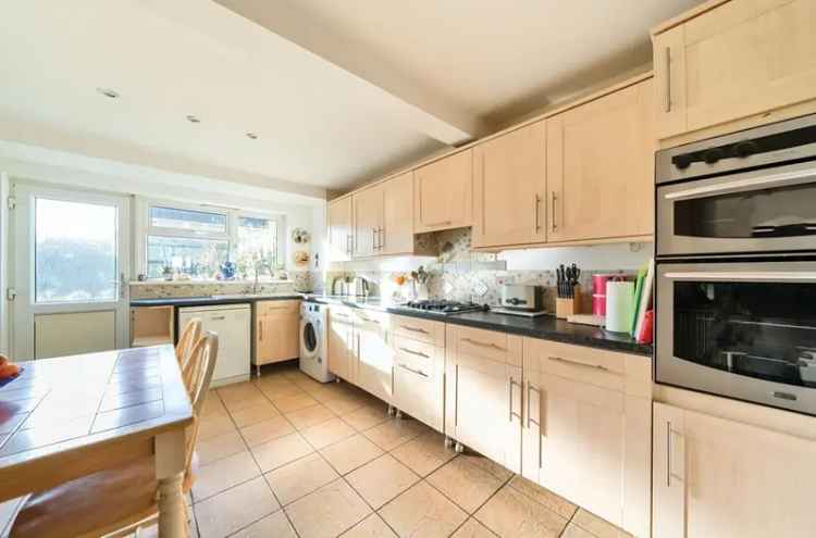 3 Bed House for Sale in Tidworth