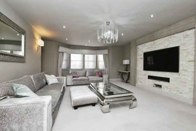 4 Bedroom Detached House Durham DH7