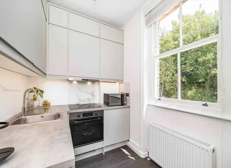 Flat For Sale , Essendine Road, London, England