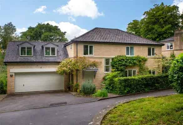 Spacious Family Home with Southerly Views and Large Garden