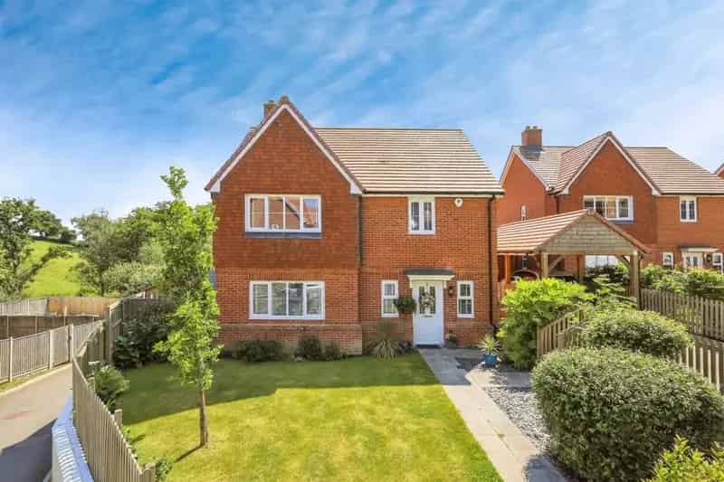 Four Bedroom Detached House in Herstmonceux