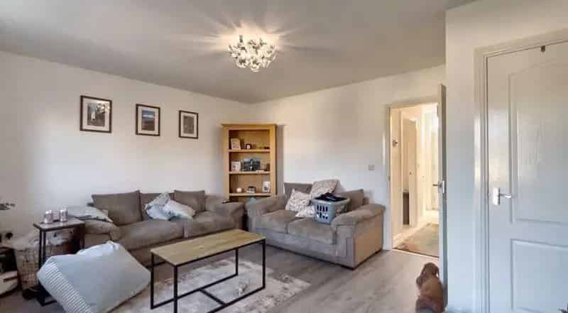 3 Bed Semi Detached House For Sale Coed Darcy