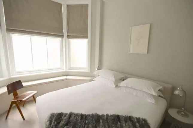 Flat to rent in Welbeck Street, London W1G