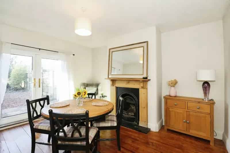 Three Bedroom Semi Detached House with Large Garden