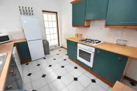 2 Bedroom House 91m² Cardiff Available July 1st 2025