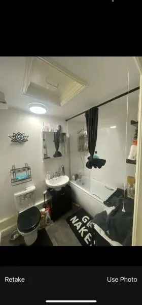 Flat For Rent in Nottingham, England