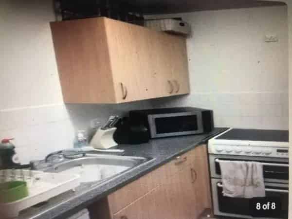 Council Property near Kings Cross - Large Bedroom & Garden