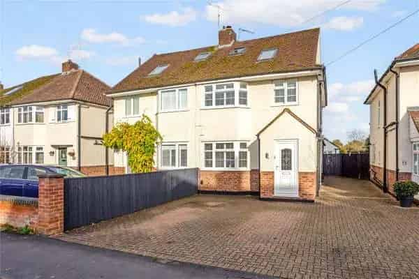 Glade Road, Marlow, Buckinghamshire, SL7 1DH | Property for sale | Savills
