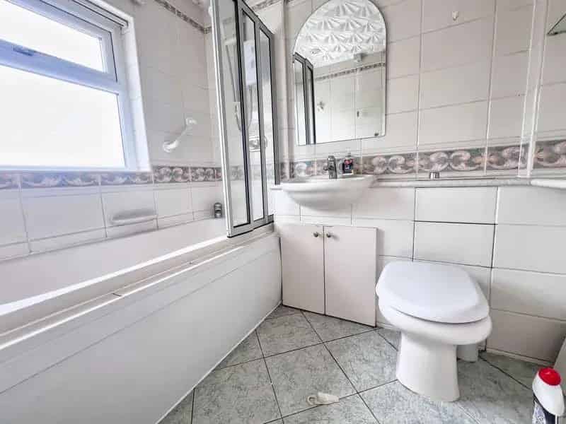 2 Bed House for Sale Detached Double Garage Excellent Development Potential