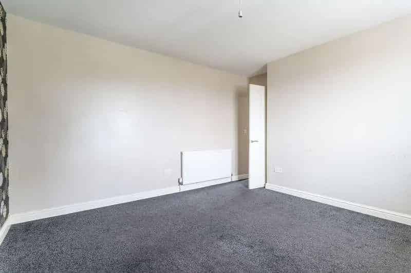 3 Bed Semi-Detached House for Sale