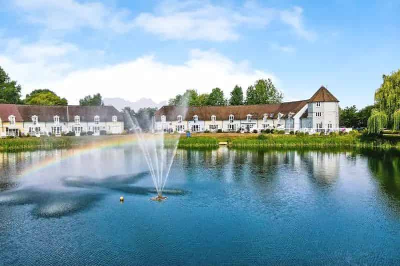 5 Bedroom Terraced House with Lake Views For Sale