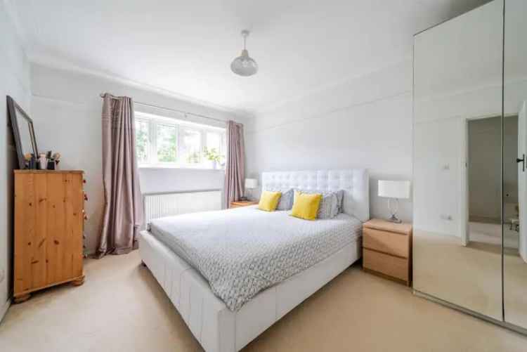 Gunnersbury Park Maisonette High Standard Finish